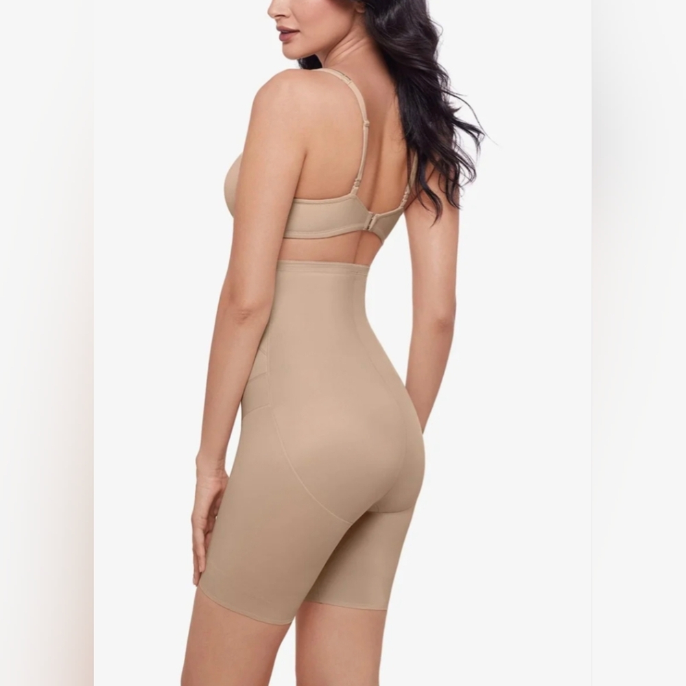 Miraclesuit High Waist Tummy Tuck Thigh Slimmer Shapewear Beige Large NEW 🆕